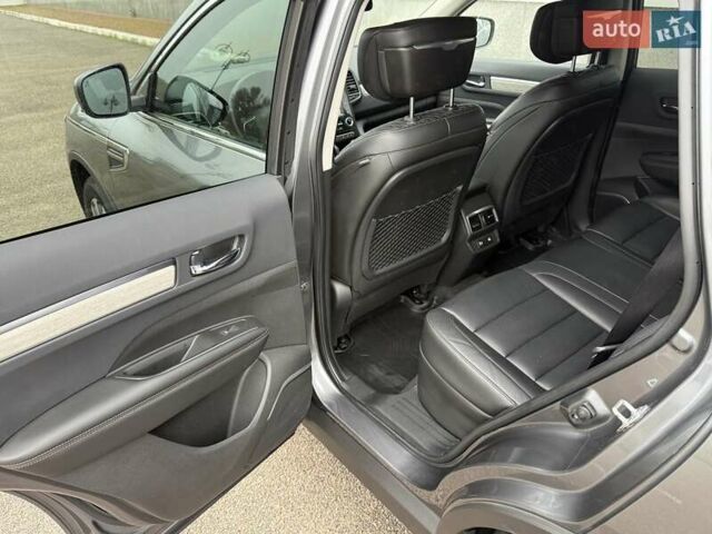 Рено Колеос 2023 в Белой Церкве на Automoto.ua Серый Рено Колеос, объемом двигателя 2.49 л и пробегом 23 тыс. км за 28500 $, фото 46 на Automoto.ua