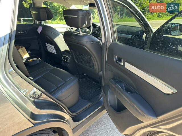 Сірий Рено Колеос, об'ємом двигуна 2.49 л та пробігом 50 тис. км за 27300 $, фото 20 на Automoto.ua