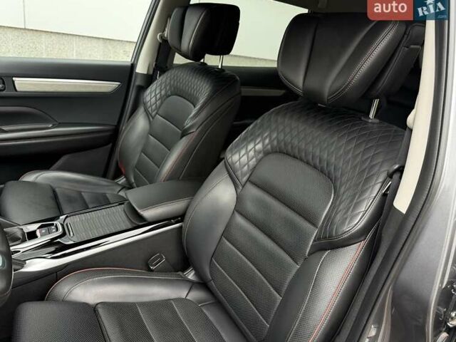 Рено Колеос 2023 в Белой Церкве на Automoto.ua Серый Рено Колеос, объемом двигателя 2.49 л и пробегом 23 тыс. км за 28500 $, фото 44 на Automoto.ua