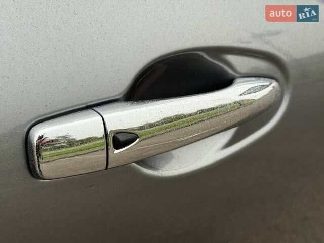 Рено Колеос 2023 в Белой Церкве на Automoto.ua Серый Рено Колеос, объемом двигателя 2.49 л и пробегом 23 тыс. км за 28500 $, фото 29 на Automoto.ua