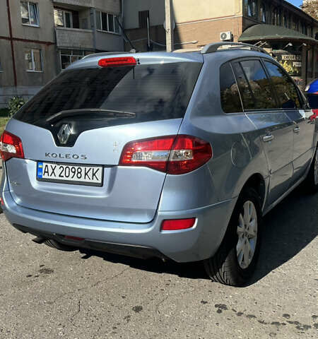 Синий Рено Колеос, объемом двигателя 2.45 л и пробегом 209 тыс. км за 8200 $, фото 4 на Automoto.ua