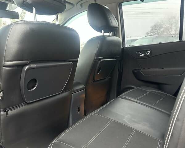 Синій Рено Колеос, об'ємом двигуна 2.5 л та пробігом 270 тис. км за 7300 $, фото 18 на Automoto.ua