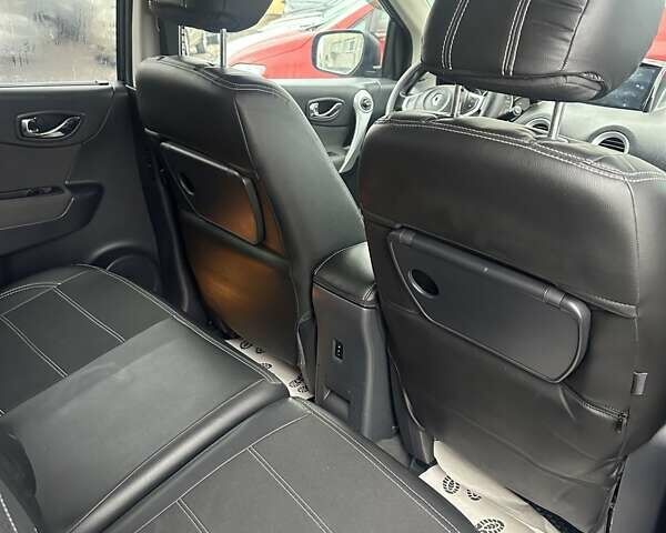 Синій Рено Колеос, об'ємом двигуна 2.5 л та пробігом 270 тис. км за 7300 $, фото 15 на Automoto.ua