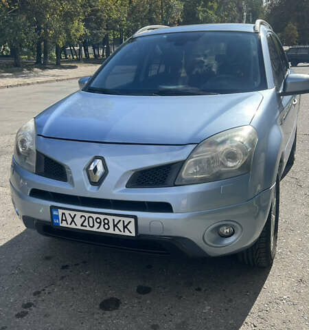 Синий Рено Колеос, объемом двигателя 2.45 л и пробегом 209 тыс. км за 8200 $, фото 2 на Automoto.ua