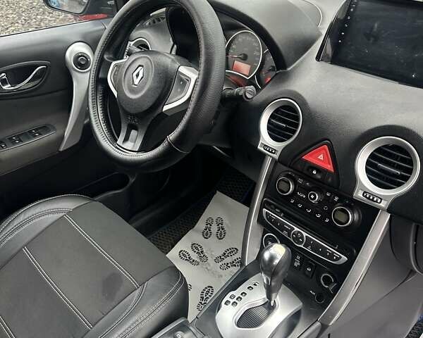 Синій Рено Колеос, об'ємом двигуна 2.5 л та пробігом 270 тис. км за 7300 $, фото 12 на Automoto.ua