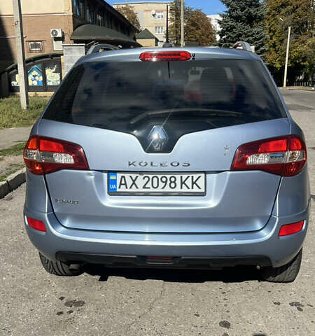 Синий Рено Колеос, объемом двигателя 2.45 л и пробегом 209 тыс. км за 8200 $, фото 3 на Automoto.ua