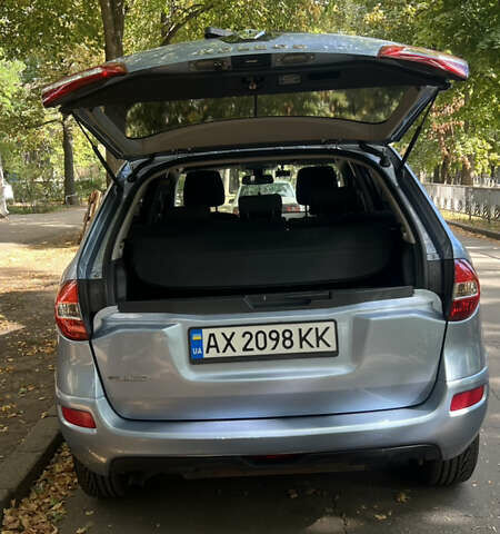 Синий Рено Колеос, объемом двигателя 2.45 л и пробегом 209 тыс. км за 8200 $, фото 5 на Automoto.ua