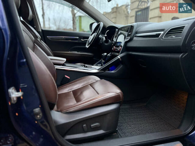 Синій Рено Колеос, об'ємом двигуна 2 л та пробігом 175 тис. км за 18499 $, фото 12 на Automoto.ua