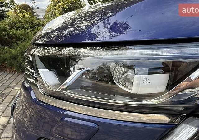 Синий Рено Колеос, объемом двигателя 2 л и пробегом 196 тыс. км за 19900 $, фото 47 на Automoto.ua