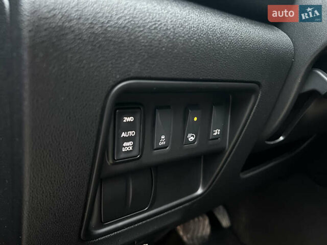 Синій Рено Колеос, об'ємом двигуна 2 л та пробігом 175 тис. км за 18499 $, фото 21 на Automoto.ua