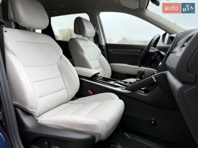 Синий Рено Колеос, объемом двигателя 2 л и пробегом 74 тыс. км за 25800 $, фото 19 на Automoto.ua