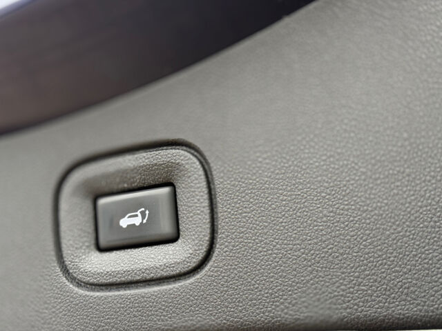 Синий Рено Колеос, объемом двигателя 2 л и пробегом 74 тыс. км за 25800 $, фото 7 на Automoto.ua