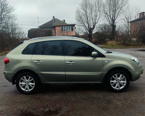 Зеленый Рено Колеос, объемом двигателя 2.49 л и пробегом 258 тыс. км за 7800 $, фото 5 на Automoto.ua