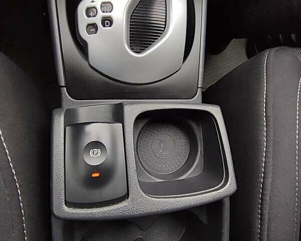 Зеленый Рено Колеос, объемом двигателя 2.49 л и пробегом 258 тыс. км за 7800 $, фото 18 на Automoto.ua