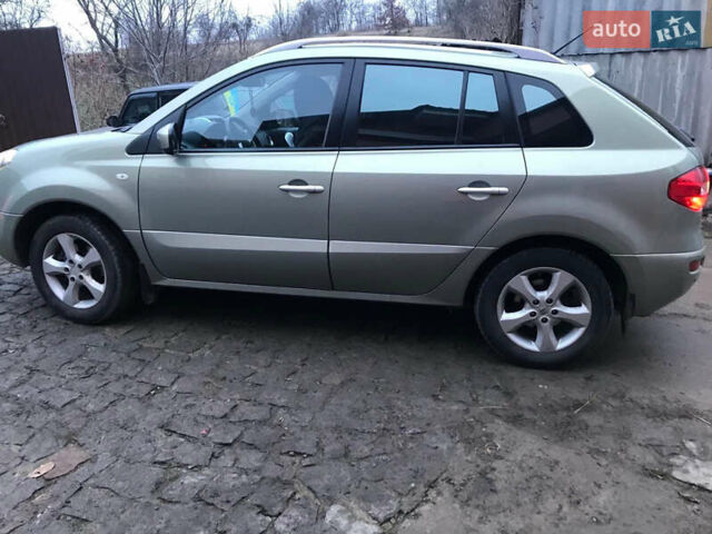 Зеленый Рено Колеос, объемом двигателя 2.49 л и пробегом 113 тыс. км за 9600 $, фото 1 на Automoto.ua