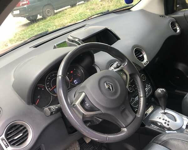 Помаранчевий Рено Колеос, об'ємом двигуна 2 л та пробігом 183 тис. км за 11000 $, фото 4 на Automoto.ua