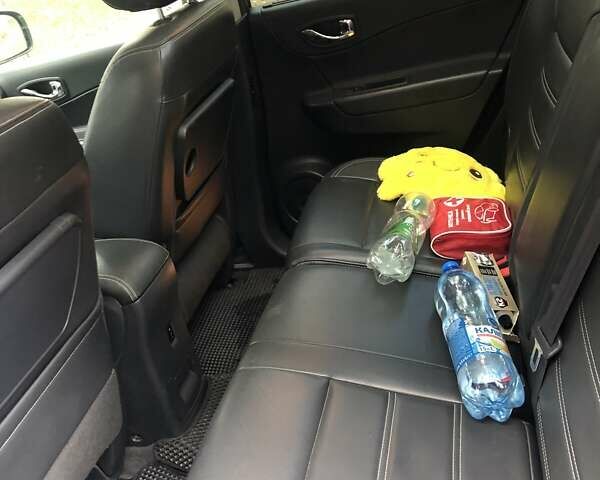 Помаранчевий Рено Колеос, об'ємом двигуна 2 л та пробігом 183 тис. км за 11000 $, фото 2 на Automoto.ua