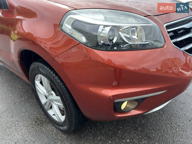 Помаранчевий Рено Колеос, об'ємом двигуна 2.5 л та пробігом 150 тис. км за 9999 $, фото 26 на Automoto.ua
