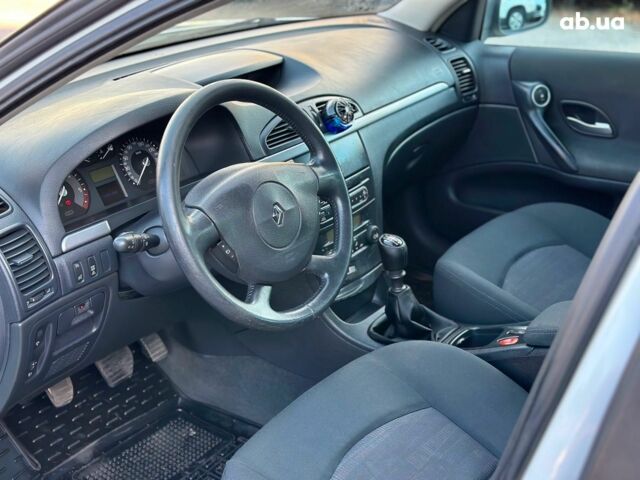 Белый Рено Лагуна, объемом двигателя 1.9 л и пробегом 231 тыс. км за 4990 $, фото 39 на Automoto.ua