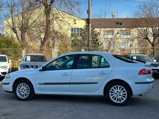 Белый Рено Лагуна, объемом двигателя 1.9 л и пробегом 231 тыс. км за 4990 $, фото 12 на Automoto.ua