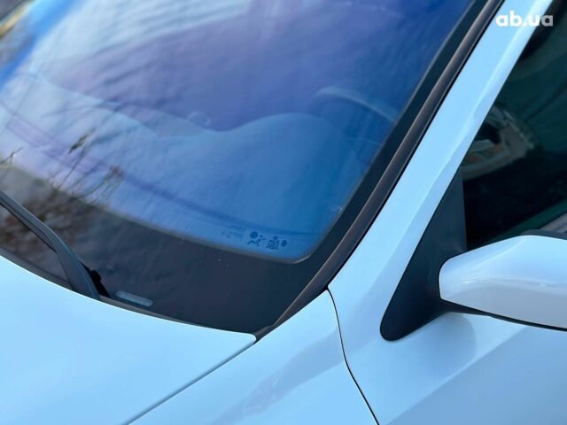 Белый Рено Лагуна, объемом двигателя 1.9 л и пробегом 231 тыс. км за 4990 $, фото 17 на Automoto.ua