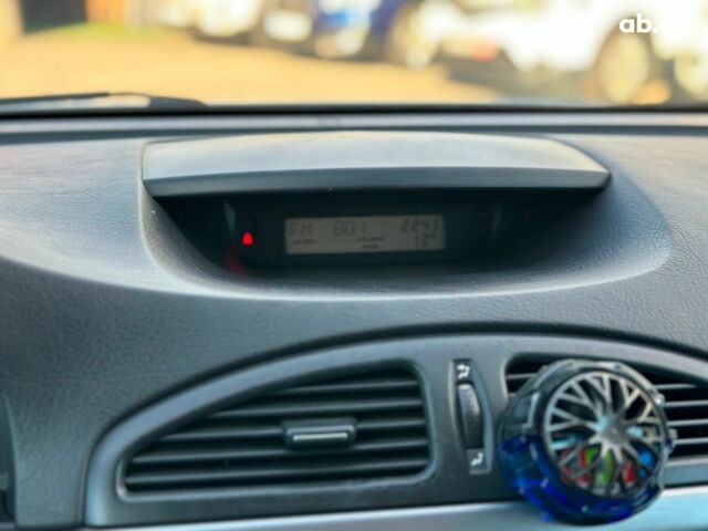 Белый Рено Лагуна, объемом двигателя 1.9 л и пробегом 231 тыс. км за 4990 $, фото 5 на Automoto.ua