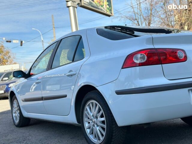 Белый Рено Лагуна, объемом двигателя 1.9 л и пробегом 231 тыс. км за 4990 $, фото 10 на Automoto.ua