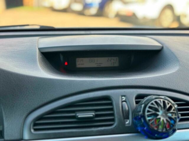 Белый Рено Лагуна, объемом двигателя 1.9 л и пробегом 231 тыс. км за 4990 $, фото 5 на Automoto.ua