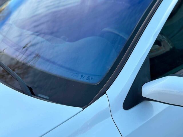 Белый Рено Лагуна, объемом двигателя 1.9 л и пробегом 231 тыс. км за 4990 $, фото 17 на Automoto.ua