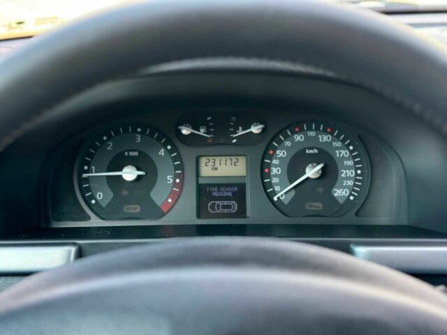 Белый Рено Лагуна, объемом двигателя 1.9 л и пробегом 231 тыс. км за 4990 $, фото 4 на Automoto.ua