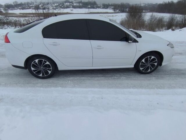 Белый Рено Лагуна, объемом двигателя 1.5 л и пробегом 289 тыс. км за 7500 $, фото 11 на Automoto.ua