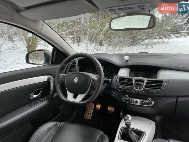 Рено Лагуна 2010 в Виннице на Automoto.ua Белый Рено Лагуна, объемом двигателя 2.02 л и пробегом 210 тыс. км за 6500 $, фото 22 на Automoto.ua