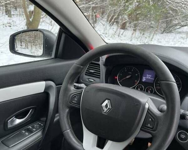 Рено Лагуна 2010 в Виннице на Automoto.ua Белый Рено Лагуна, объемом двигателя 2.02 л и пробегом 210 тыс. км за 6500 $, фото 17 на Automoto.ua