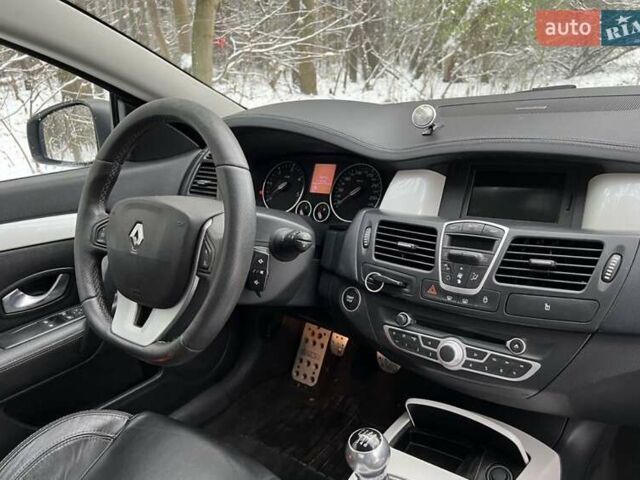 Рено Лагуна 2010 в Виннице на Automoto.ua Белый Рено Лагуна, объемом двигателя 2.02 л и пробегом 210 тыс. км за 6500 $, фото 25 на Automoto.ua