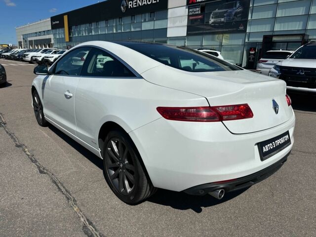 Белый Рено Лагуна, объемом двигателя 2 л и пробегом 242 тыс. км за 8700 $, фото 4 на Automoto.ua