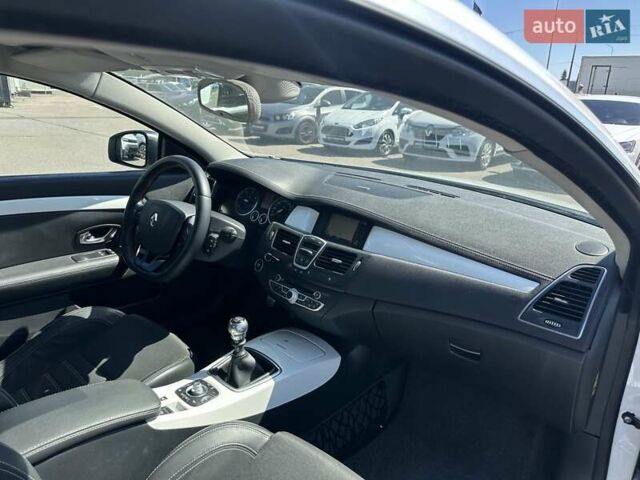 Білий Рено Лагуна, об'ємом двигуна 2 л та пробігом 242 тис. км за 8700 $, фото 23 на Automoto.ua