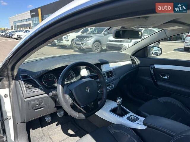 Білий Рено Лагуна, об'ємом двигуна 2 л та пробігом 242 тис. км за 8700 $, фото 13 на Automoto.ua