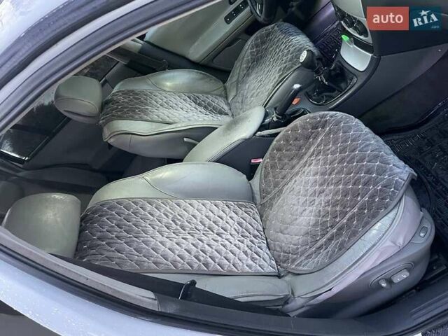 Белый Рено Лагуна, объемом двигателя 1.9 л и пробегом 518 тыс. км за 3000 $, фото 18 на Automoto.ua