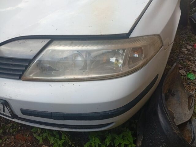 Білий Рено Лагуна, об'ємом двигуна 1.9 л та пробігом 65 тис. км за 799 $, фото 13 на Automoto.ua