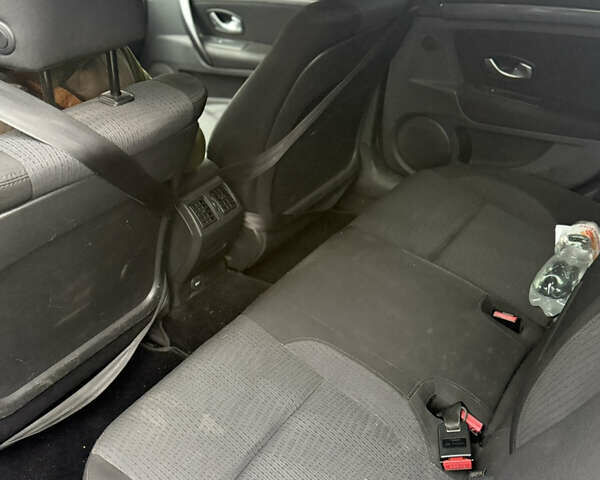 Белый Рено Лагуна, объемом двигателя 1.46 л и пробегом 348 тыс. км за 5300 $, фото 11 на Automoto.ua