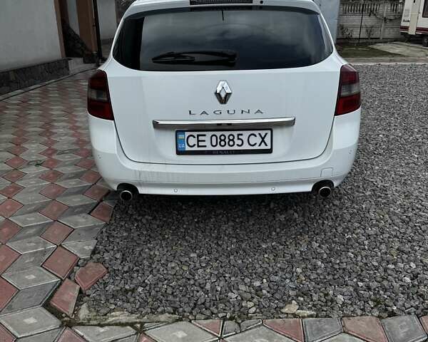 Білий Рено Лагуна, об'ємом двигуна 2 л та пробігом 424 тис. км за 6600 $, фото 3 на Automoto.ua