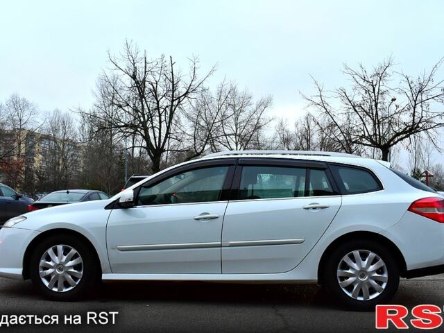 Белый Рено Лагуна, объемом двигателя 1.5 л и пробегом 183 тыс. км за 5900 $, фото 5 на Automoto.ua