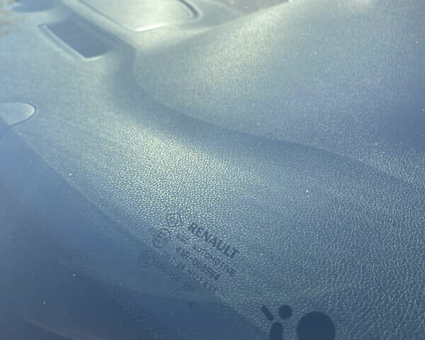 Белый Рено Лагуна, объемом двигателя 1.46 л и пробегом 344 тыс. км за 7300 $, фото 33 на Automoto.ua