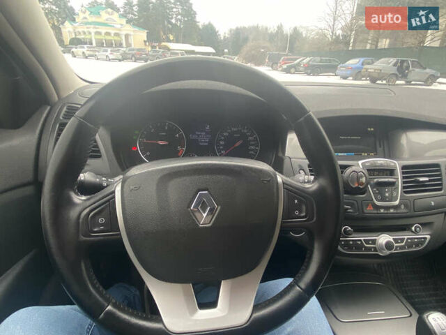 Білий Рено Лагуна, об'ємом двигуна 1.46 л та пробігом 347 тис. км за 6700 $, фото 27 на Automoto.ua