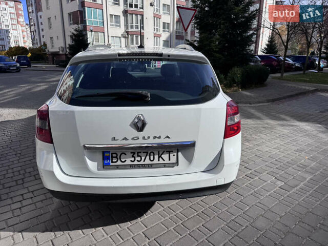 Белый Рено Лагуна, объемом двигателя 1.5 л и пробегом 201 тыс. км за 6300 $, фото 8 на Automoto.ua