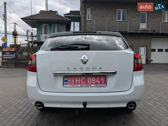 Белый Рено Лагуна, объемом двигателя 2 л и пробегом 330 тыс. км за 8255 $, фото 16 на Automoto.ua