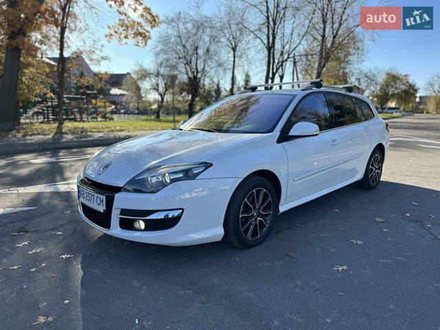 Белый Рено Лагуна, объемом двигателя 1.46 л и пробегом 290 тыс. км за 6999 $, фото 32 на Automoto.ua