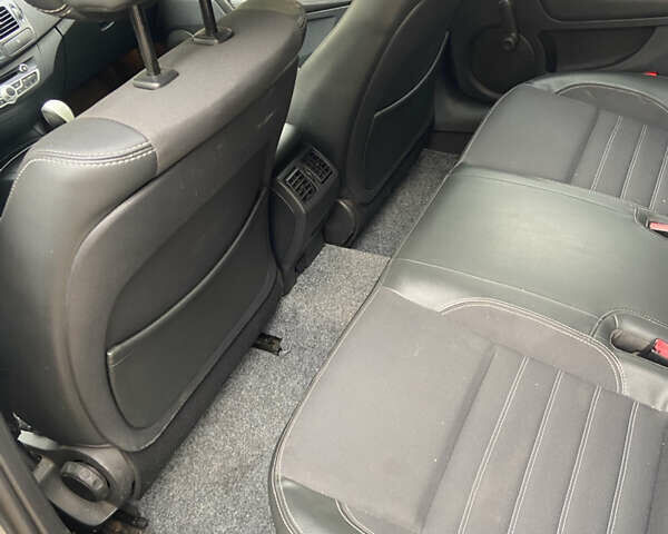 Белый Рено Лагуна, объемом двигателя 1.46 л и пробегом 323 тыс. км за 6800 $, фото 17 на Automoto.ua