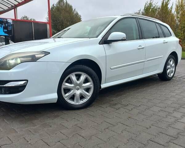 Белый Рено Лагуна, объемом двигателя 2 л и пробегом 274 тыс. км за 6500 $, фото 6 на Automoto.ua