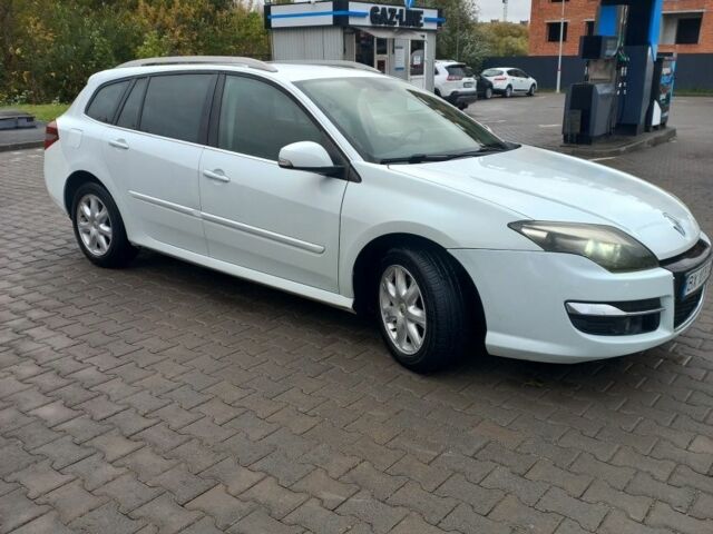 Рено Лагуна 2011 в Хмельницком на Automoto.ua Белый Рено Лагуна, объемом двигателя 2 л и пробегом 274 тыс. км за 6500 $, фото 3 на Automoto.ua